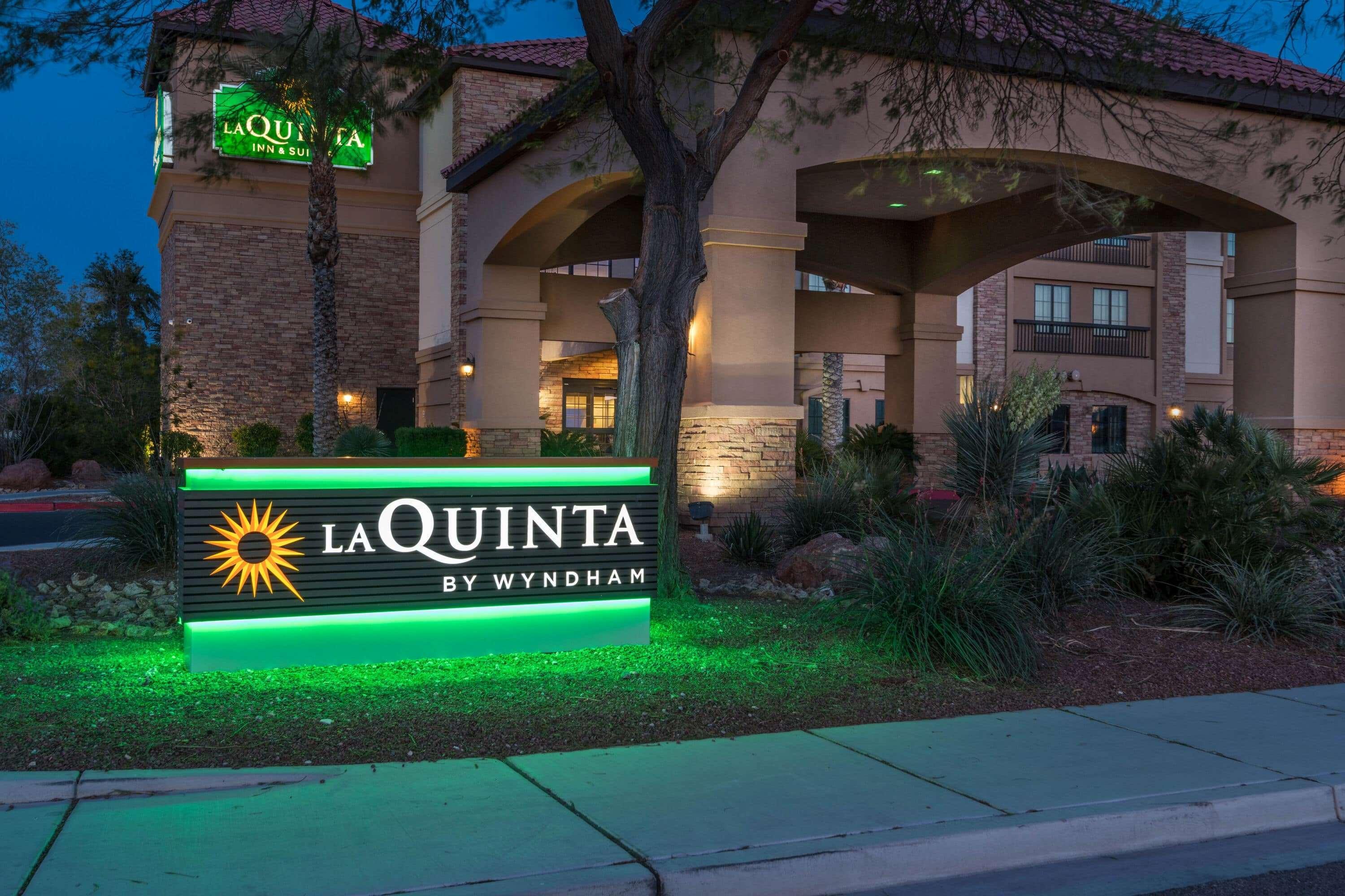 La Quinta By Wyndham Airport South Hotel